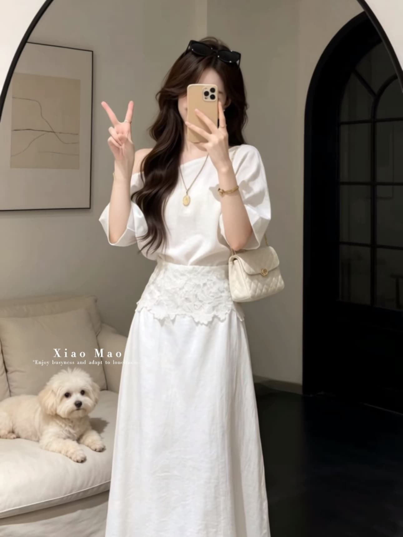 한 부서 디자인 센스 비스듬한 칼라 오프숄더 맨위 품격 하이웨이스트 슬림해 보이는 다용도 레이스 반신 치마 세트 상세 이미지 3