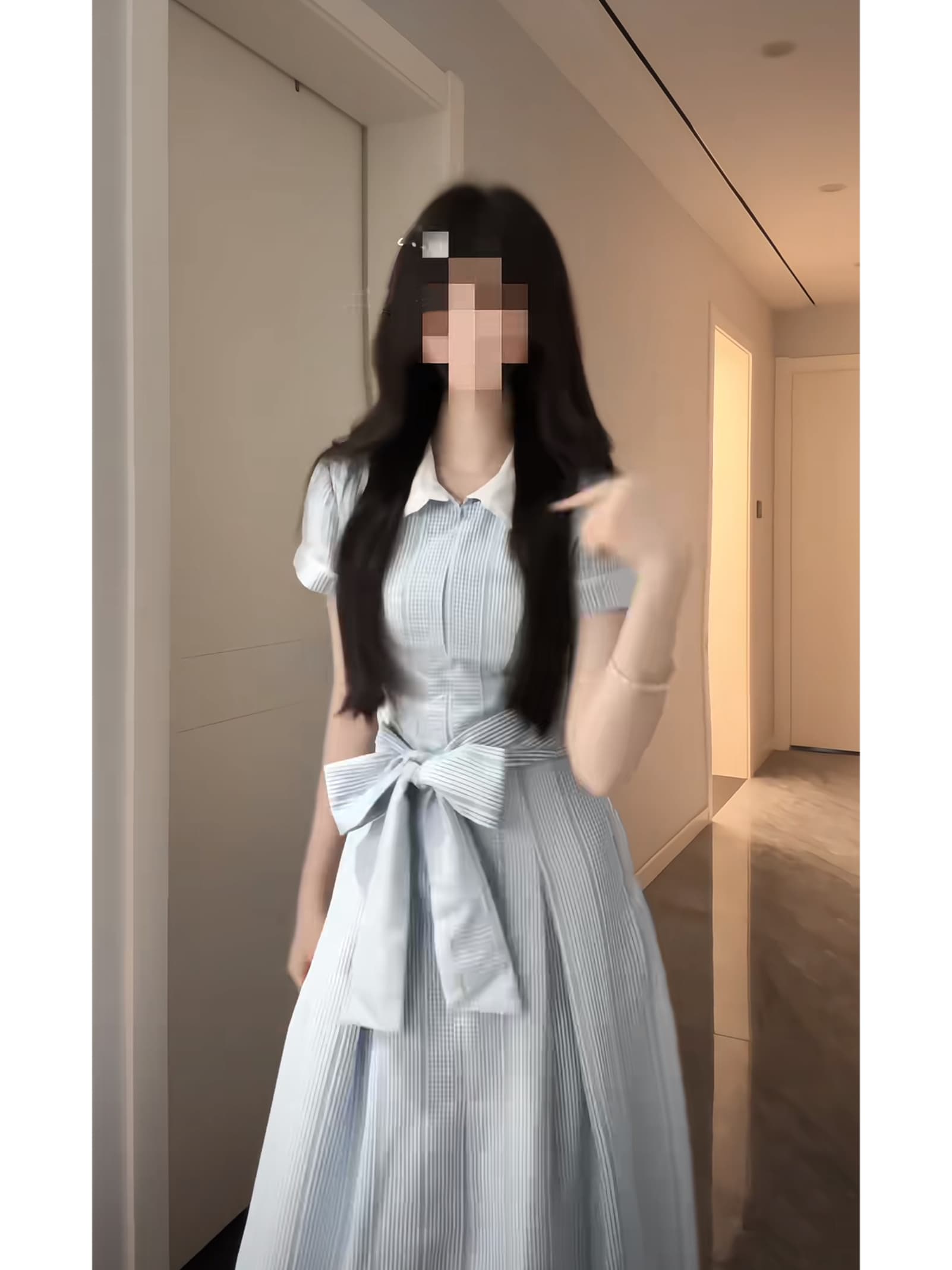달콤함 디스플레이 화이트 파란색 반팔 드레스 여름 학원 스타일 부드러운 아름다운 중간 길이 스커트 상세 이미지 4