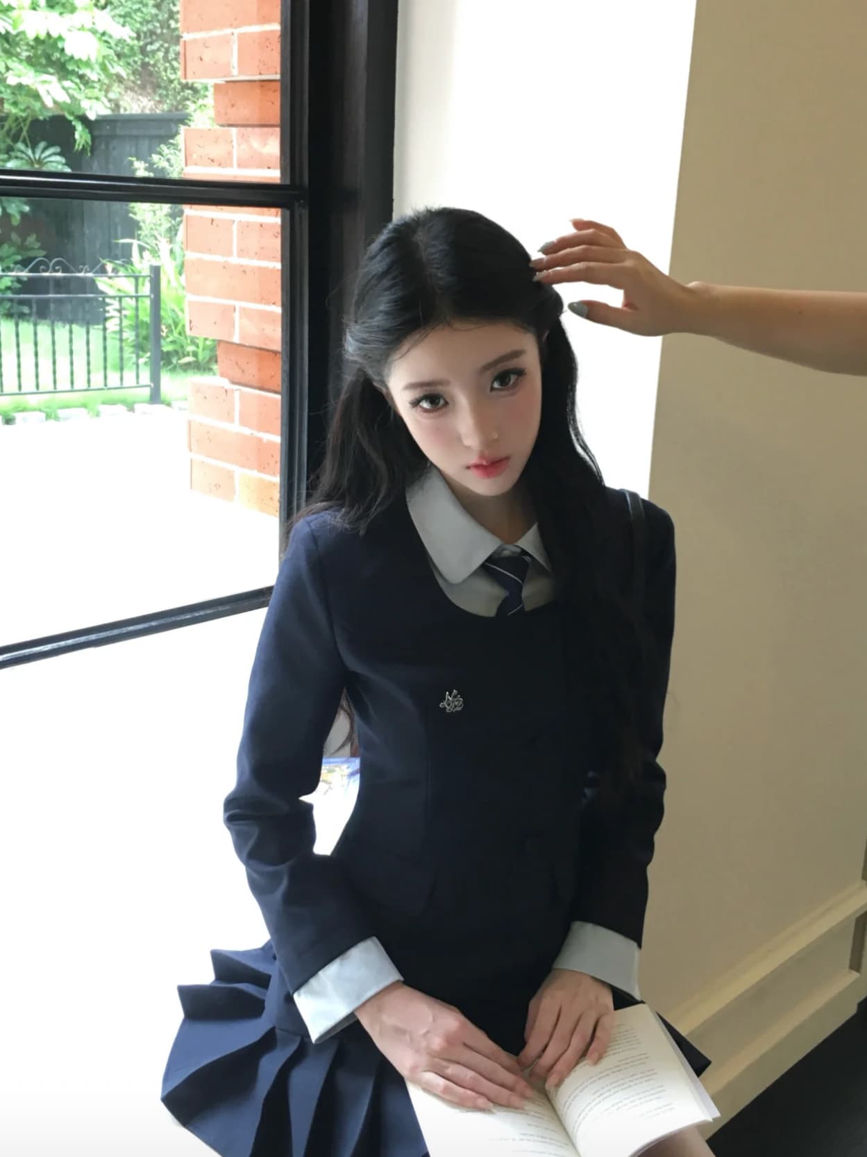 은밀한 대학교 천 골드 한 부서 학원 스타일 디자인 센스 페이크 레이어드 칼라 허리 수축 정장 플리츠 연령 감소 미니 스커트 이미지 2