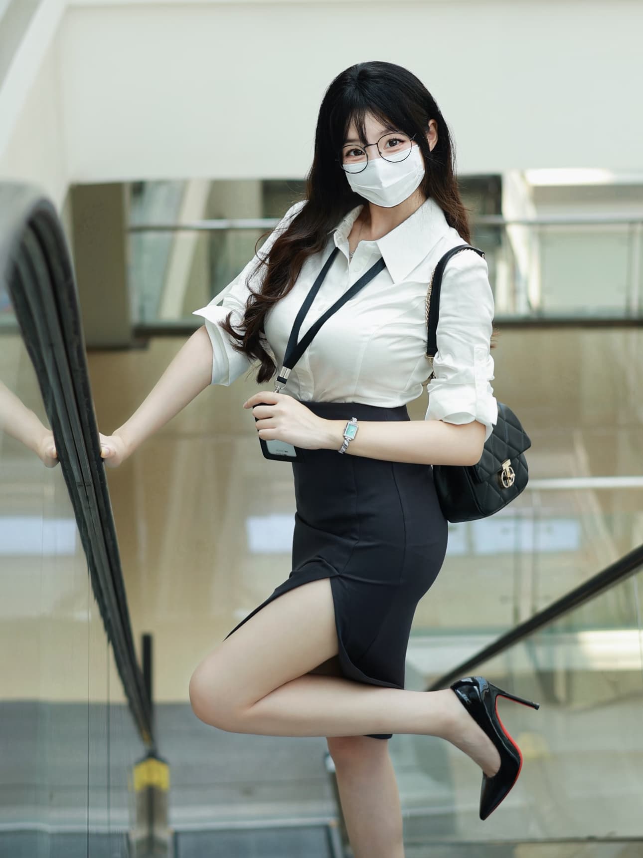 프랑스식 품격 중간 소매 폴로 칼라 셔츠 몸매 가꾸기 맨위 하이웨이스트 슬림해 보이는 반신 치마 세트 이미지 3
