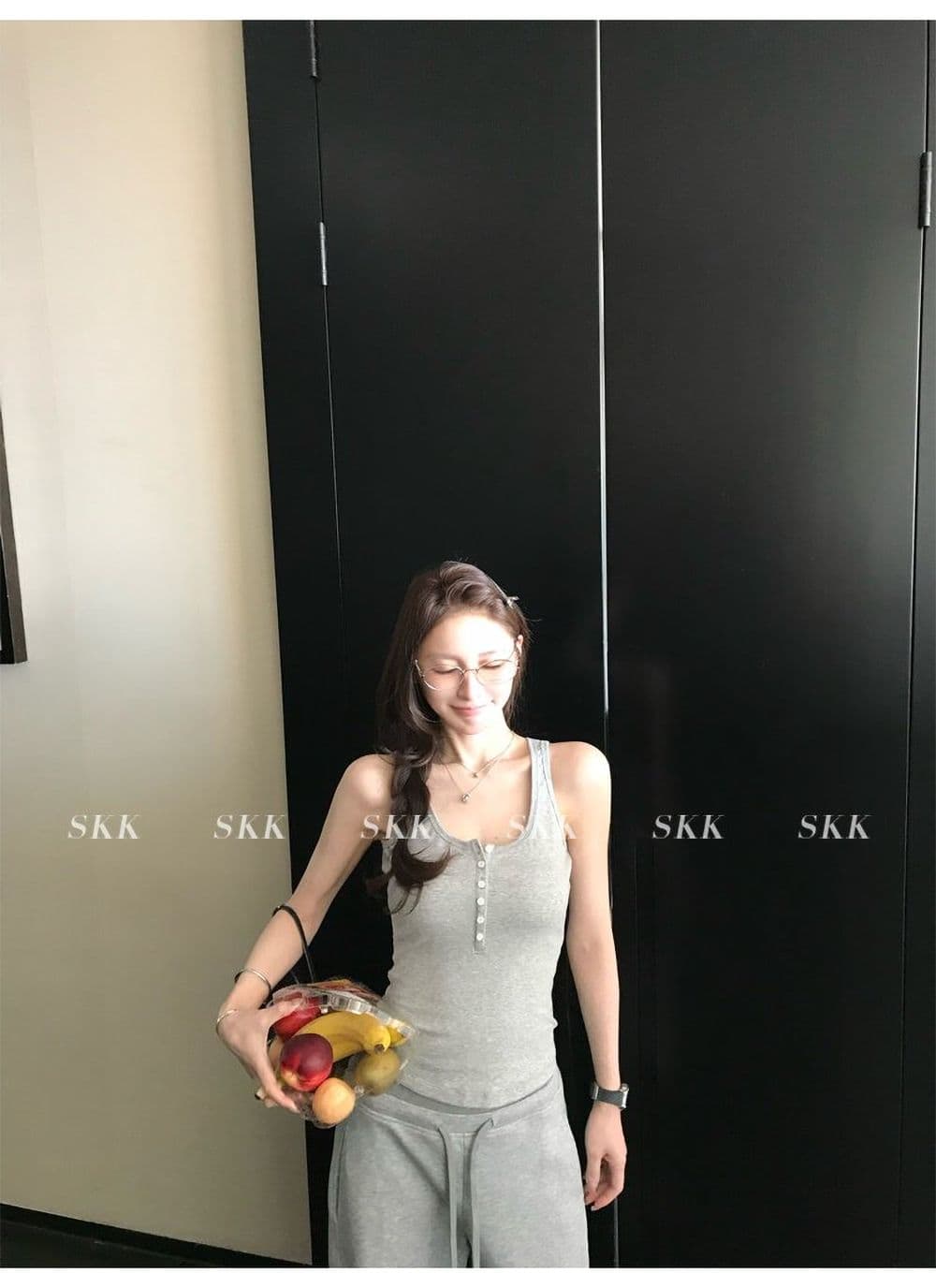 단어 아름다움 뒤로 u 칼라 캐미솔 2026 봄 여름 핫걸 몸매 가꾸기 민소매 맨위 상세 이미지 5