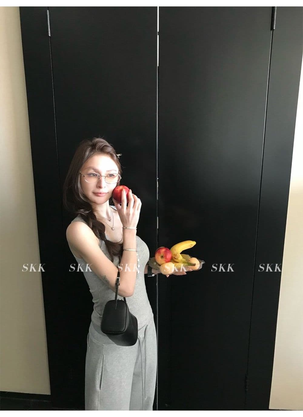단어 아름다움 뒤로 u 칼라 캐미솔 2026 봄 여름 핫걸 몸매 가꾸기 민소매 맨위 상세 이미지 10