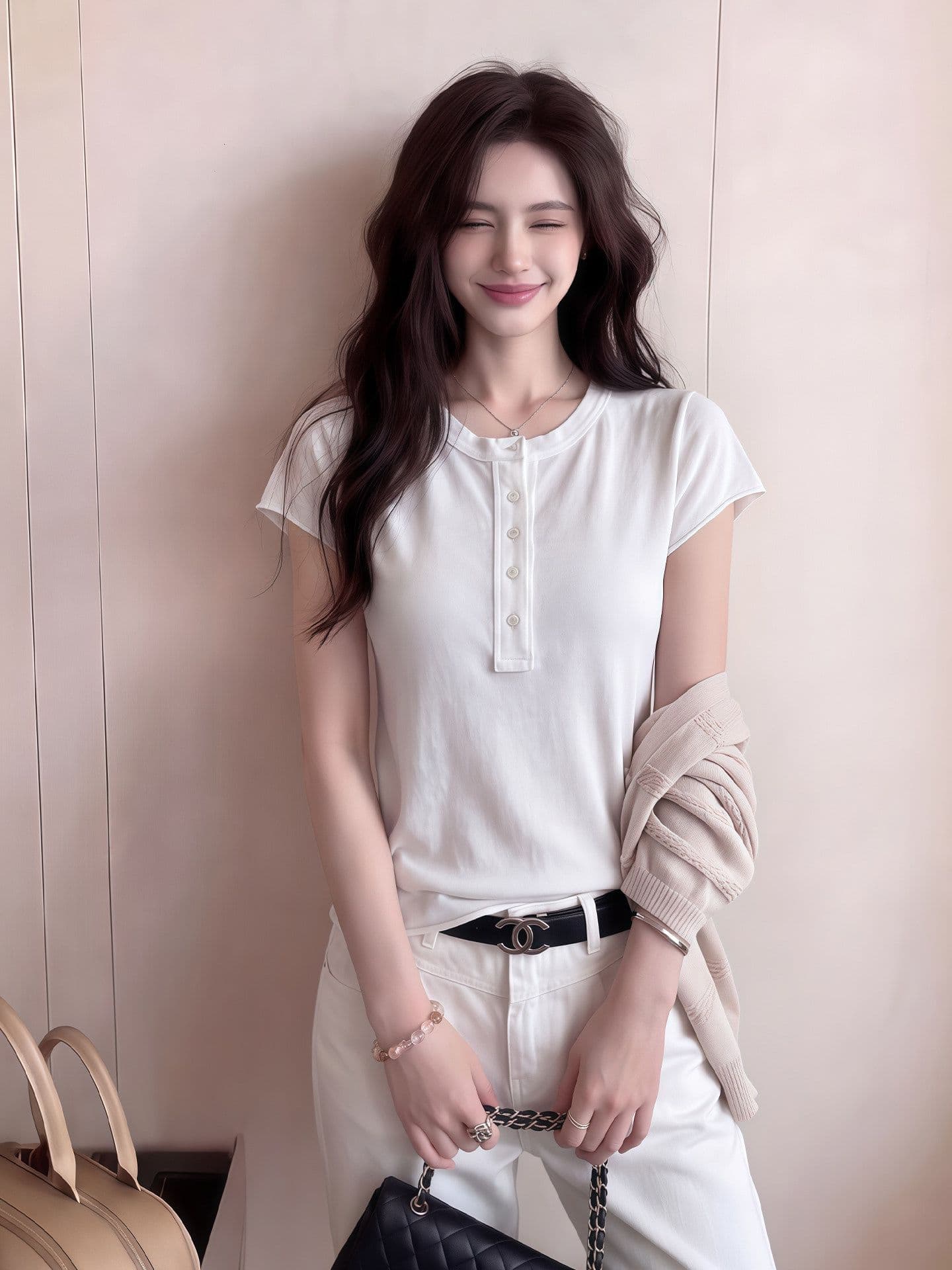 한 부서 화이트 반 개방 칼라 볼륨 측면 마이크로 ~을 통해 긍정적 인 어깨 반팔 티셔츠 여성 2026 여름 루즈핏 슬림해 보이는 라운드 넥 맨위 상세 이미지 4