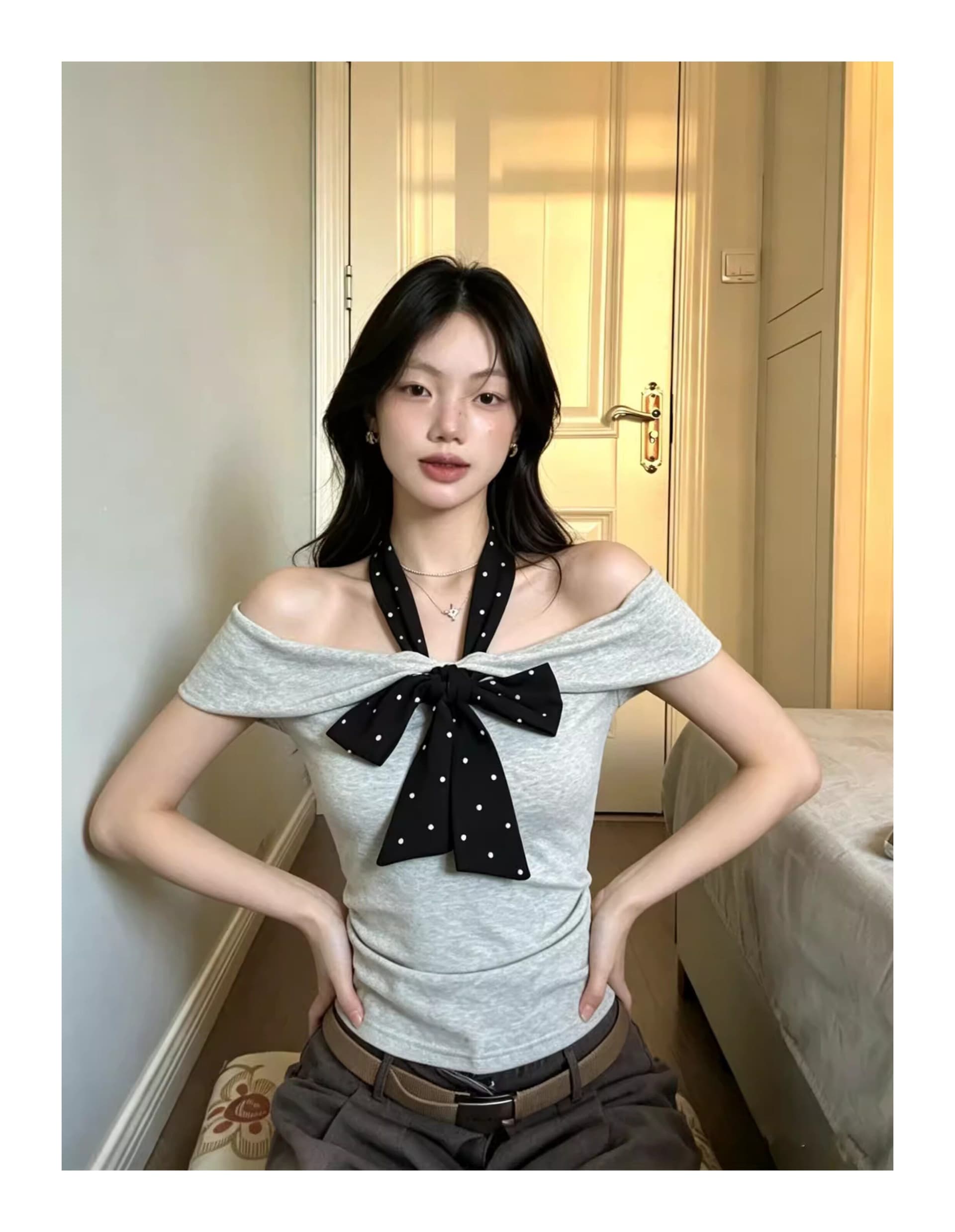 灰度 도트 무늬 한 부서 품격 티셔츠 여성 여름 새로운 회색 오프숄더 반팔 몸매 가꾸기 슬림해 보이는 맨위 상세 이미지 4