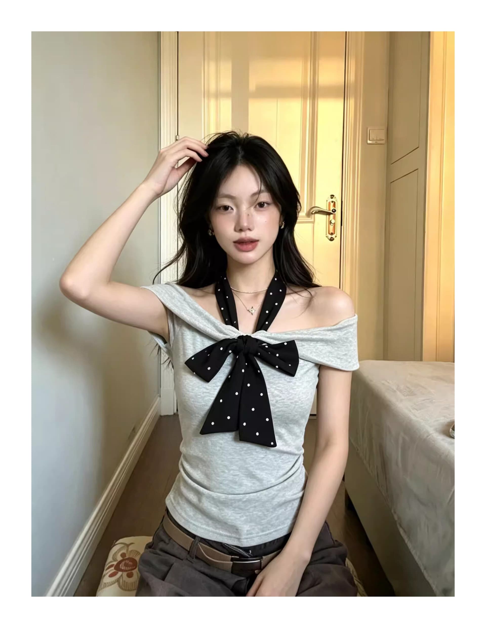灰度 도트 무늬 한 부서 품격 티셔츠 여성 여름 새로운 회색 오프숄더 반팔 몸매 가꾸기 슬림해 보이는 맨위 상세 이미지 5