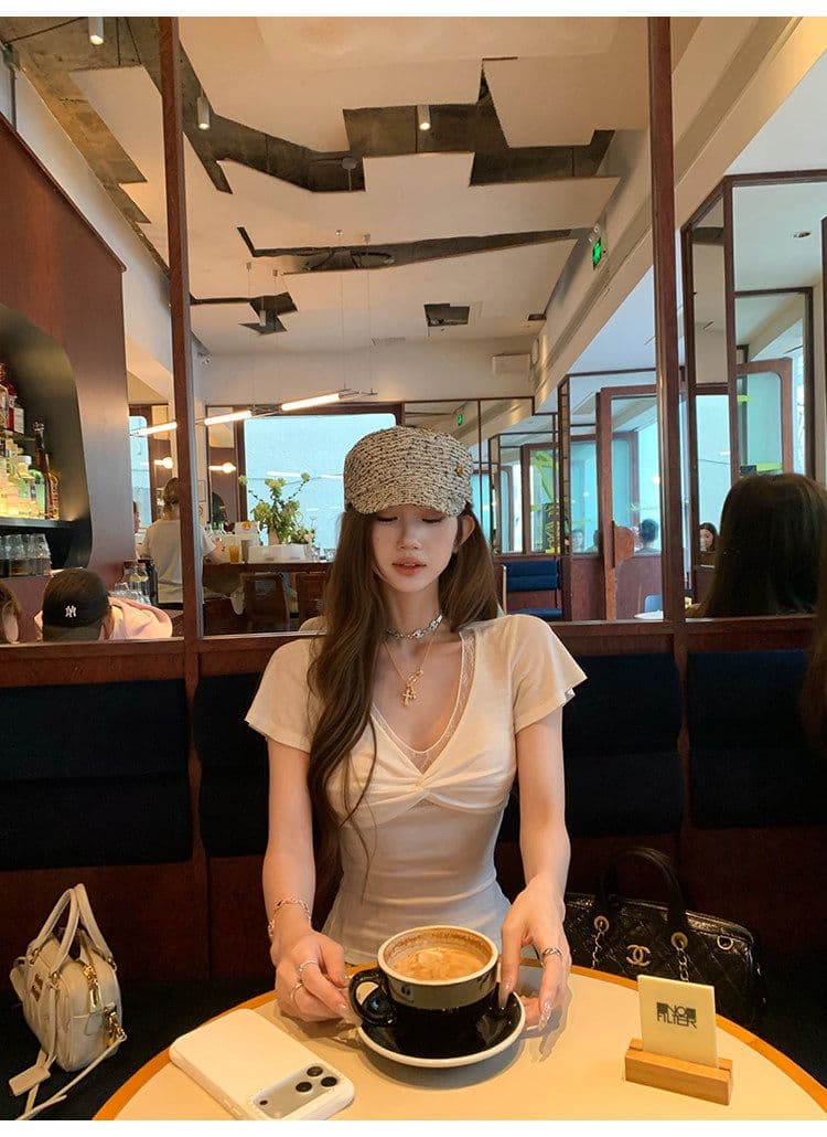 tongiiuu 되돌리기 En 리 V넥 레이스 비틀림 반팔 티셔츠 여성 몸매 가꾸기 슬림해 보이는 맨위 상세 이미지 25