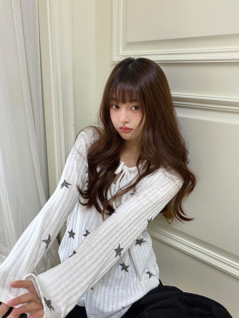 원본 형세 천 자수 별 생방송 품질 라운드 넥 맨위 긴팔 여성 의류 상세 이미지 8