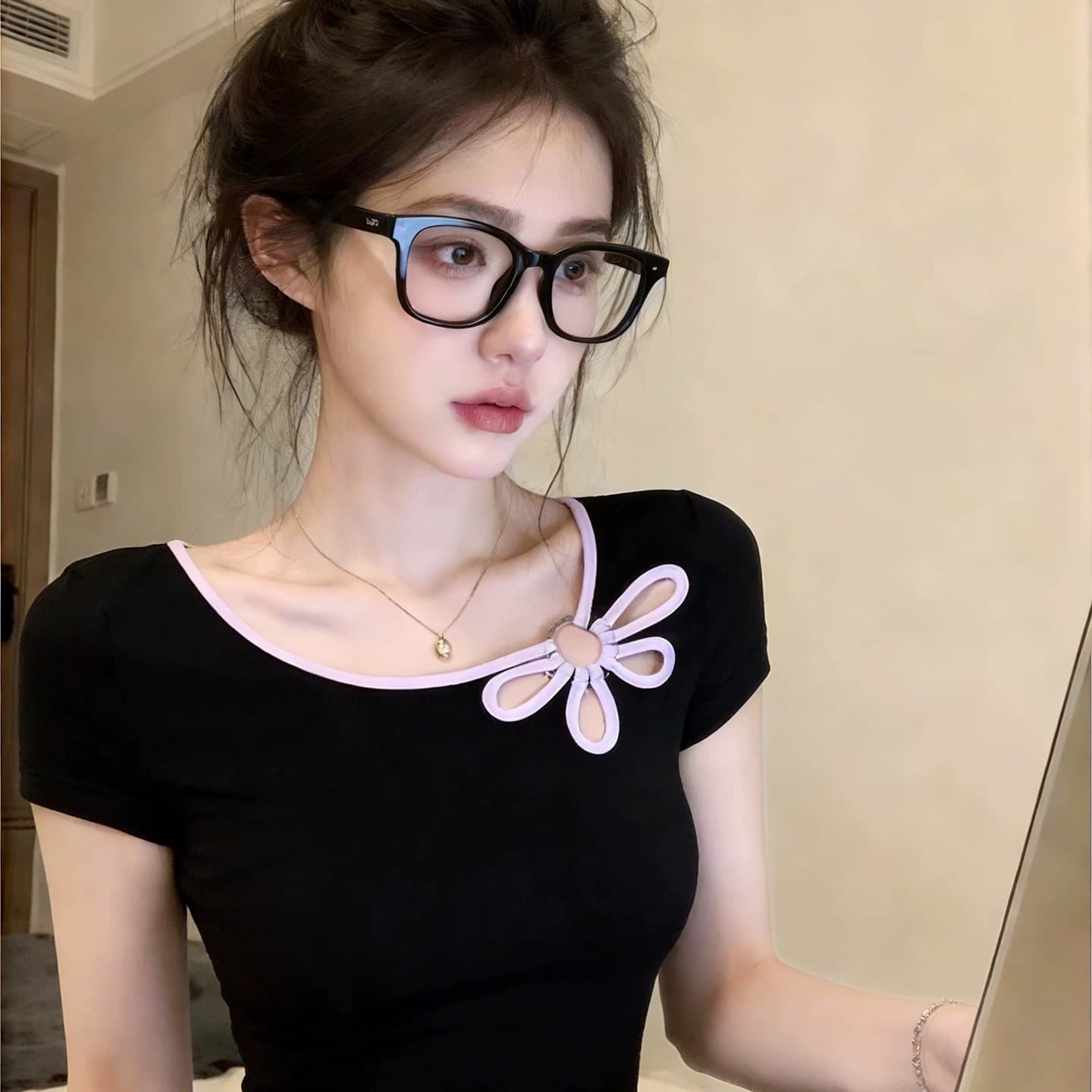40 오스트리아 세대 서울 220 그램 순면 아메리칸 검정색 홀로우 아웃 꽃 긍정적 인 어깨 반팔 티셔츠 이미지 5