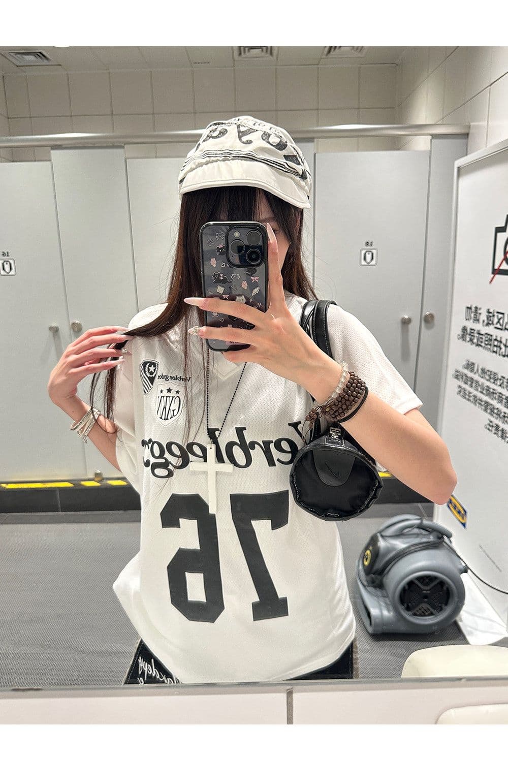 이후 패키지 칼라 보안 버클 원단 단일 구멍 얼굴 버드 눈 V넥 티셔츠 여성 여름 루즈핏 프린트 반팔 알파벳 상세 이미지 9
