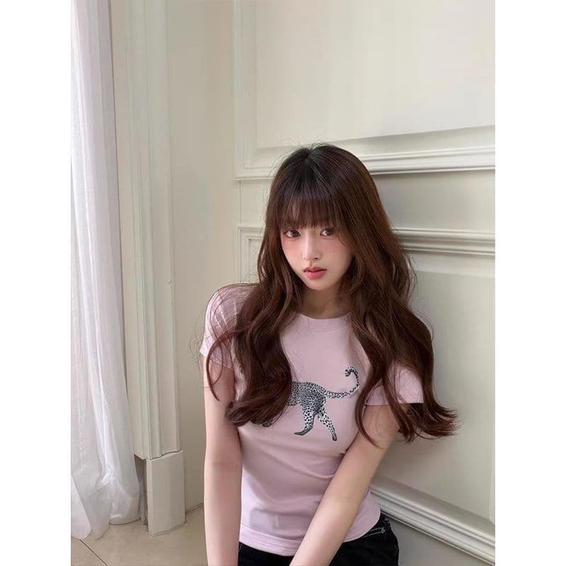 캐주얼 바람 핫걸 표범 프린트 미니멀리즘 다용도 라운드 넥 여름 새로운 몸매 가꾸기 슬림해 보이는 반팔 티셔츠 ins 맨위 이미지 4