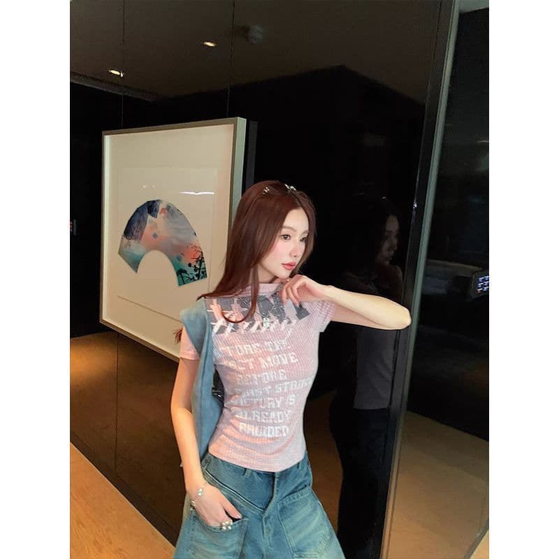 달콤한 핫걸 알파벳 프린트 반팔 티셔츠 여성 ins 여름 섹션 디자인 몸매 가꾸기 슬림해 보이는 다용도 Chic 아름다운 맨위 상세 이미지 4
