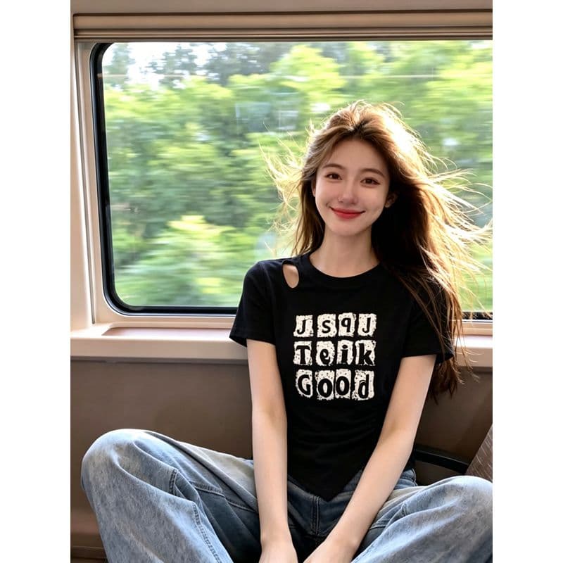 40s 모방 면 1x1 리브 패션 디자인 홀로우 아웃 라운드 넥 긍정적 인 어깨 반팔 티셔츠 여성 여름 새로운 슬림해 보이는 맨위