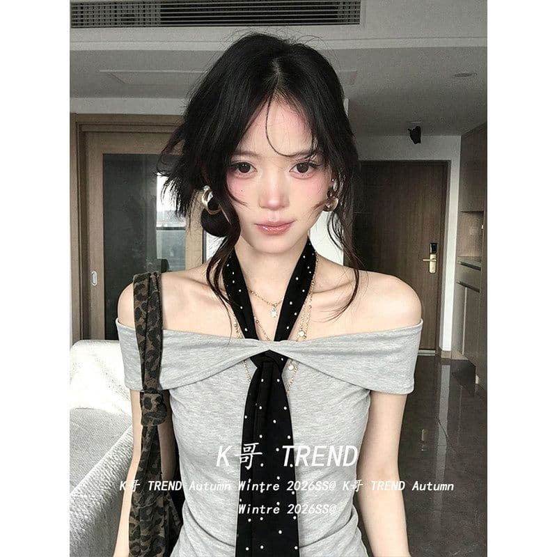 40 92 면 8 암모니아 Lun 2026 품격 도트 무늬 스트랩 오프숄더 행침 목 반팔 티셔츠 여성 여름 오프숄더 맨위 상세 이미지 4