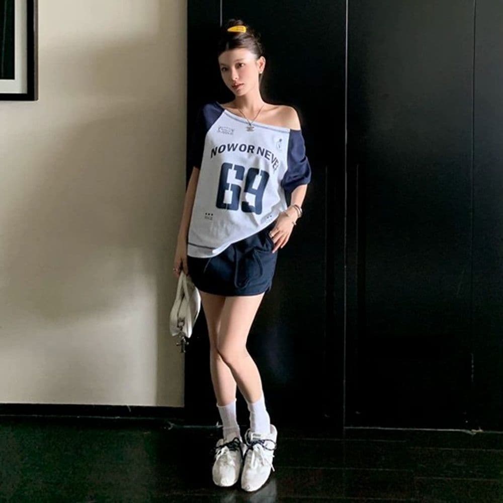 원본 품질 아메리칸 루즈핏 배색 알파벳 비스듬한 어깨 운동 반팔 티셔츠 이미지 2