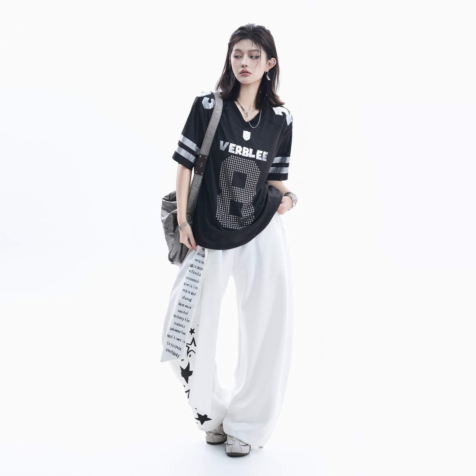 원본 것 프린트 뜨거운 구슬 보안 버클 알파벳 레트로 스타일 V넥 반팔 아메리칸 티셔츠 여성 검정색 상세 이미지 9