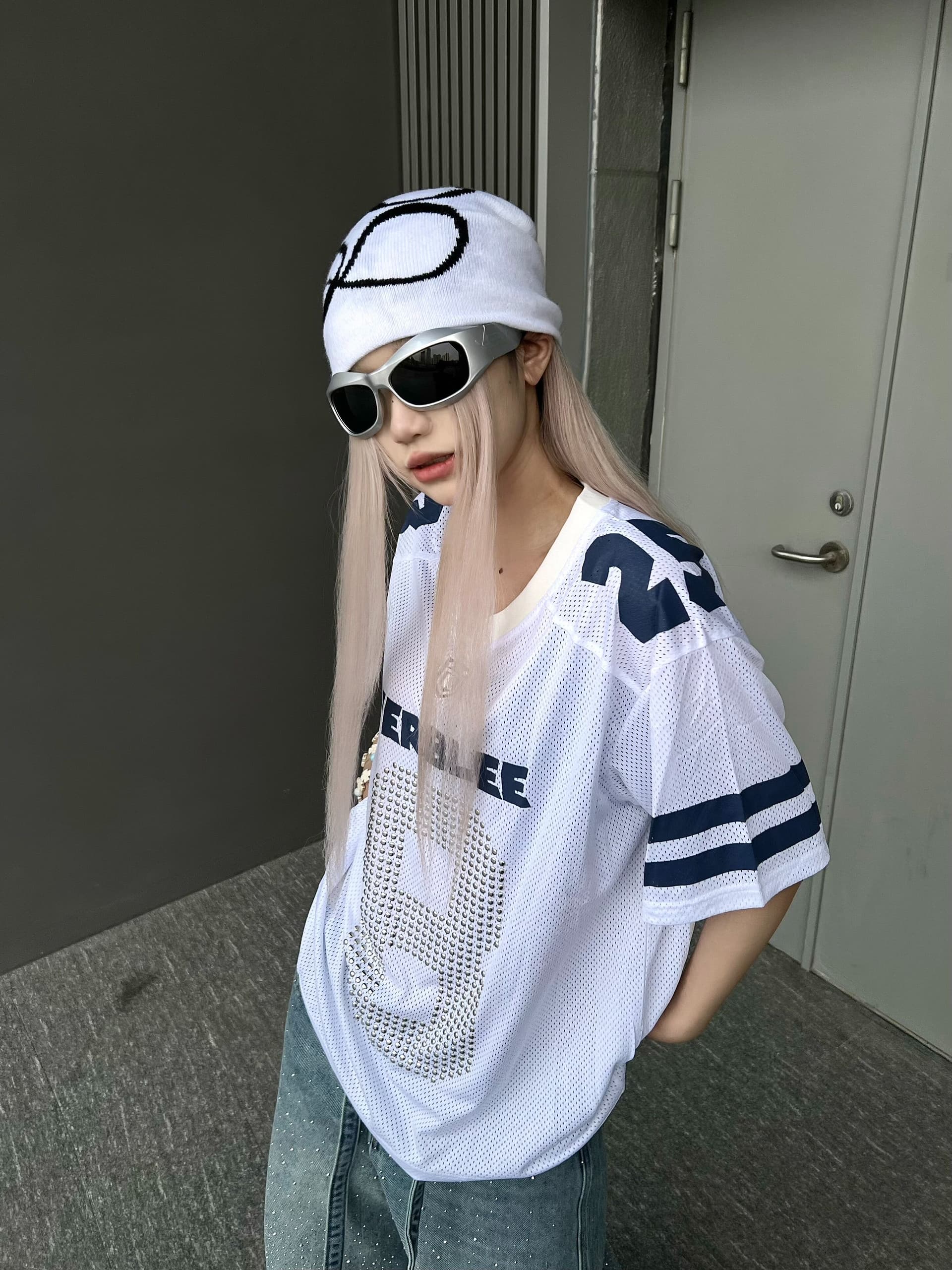 원본 것 프린트 뜨거운 구슬 보안 버클 알파벳 레트로 스타일 V넥 반팔 아메리칸 티셔츠 여성 검정색 상세 이미지 12