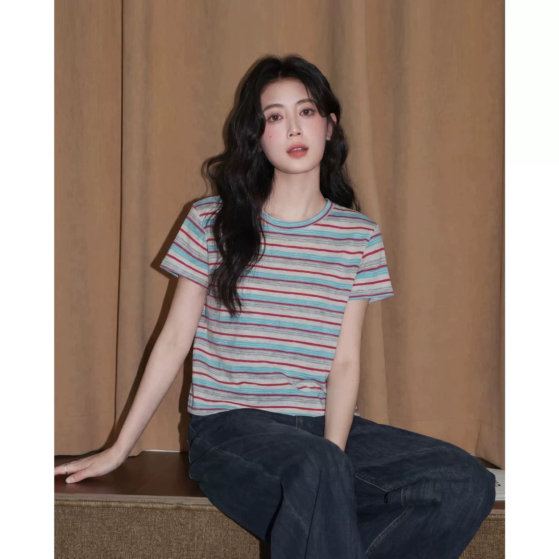 65 면 35 폴리 에스터 원본 원단 정가 스트라이프 반팔 여성 티셔츠 여름 색상 라운드 넥 긍정적 인 어깨 의류 이미지 4