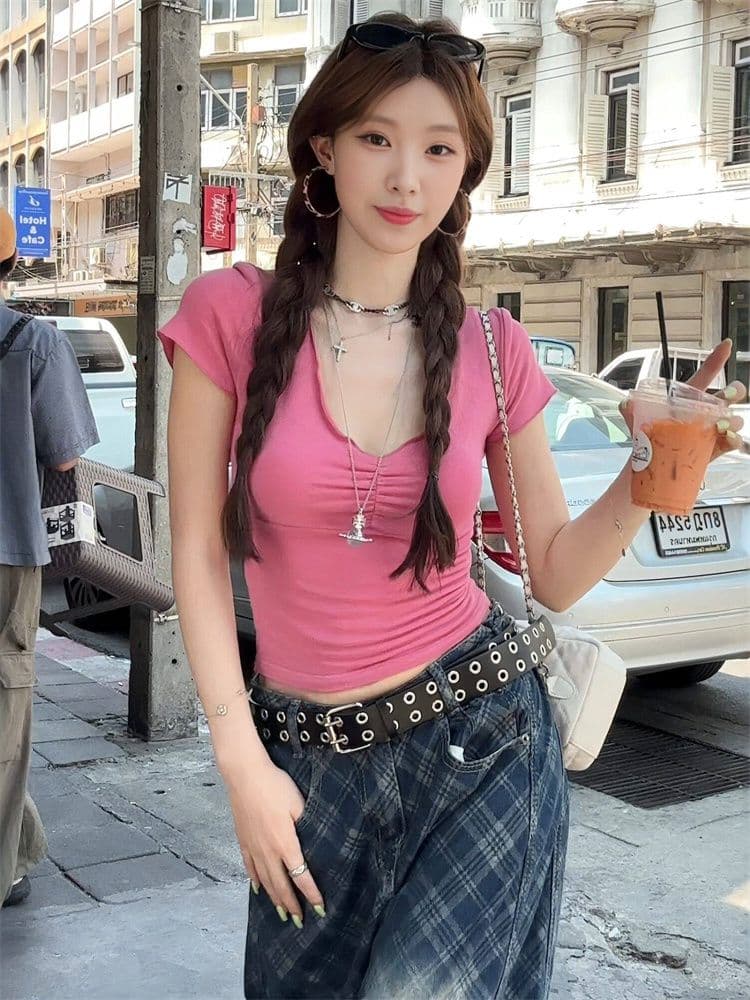 1 1 와 사고 방식 한 부서 V넥 반팔 티셔츠 여성 여름 주름 디자인 센스 빛 요리 한 프랑스식 바람 맨위 달콤함 착용 가져 가라. 상세 이미지 2