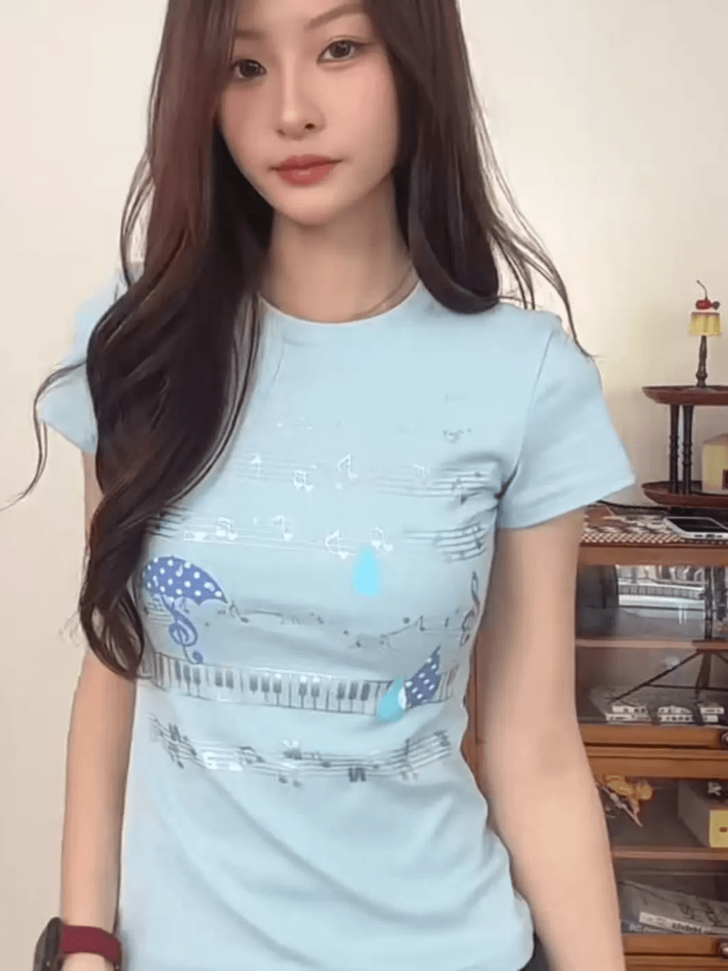 40 차가운 실크 코튼 220 그램 한 부서 신선함 소녀 참고 프린트 긍정적 인 어깨 반팔 티셔츠 상세 이미지 4