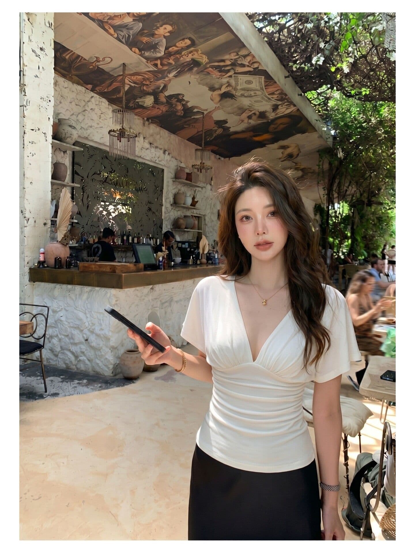 화이트 V넥 주름 반팔 티셔츠 여성 2026 여름 새로운 허리 수축 슬림해 보이는 맨위 상세 이미지 2