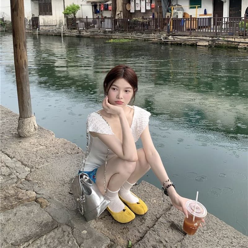 1 1 모달 프릴 자카드 라운드 넥 반팔 티셔츠 여성 여름 부드러운 몸매 가꾸기 슬림해 보이는 디자인 센스 품격 맨위 이미지 5