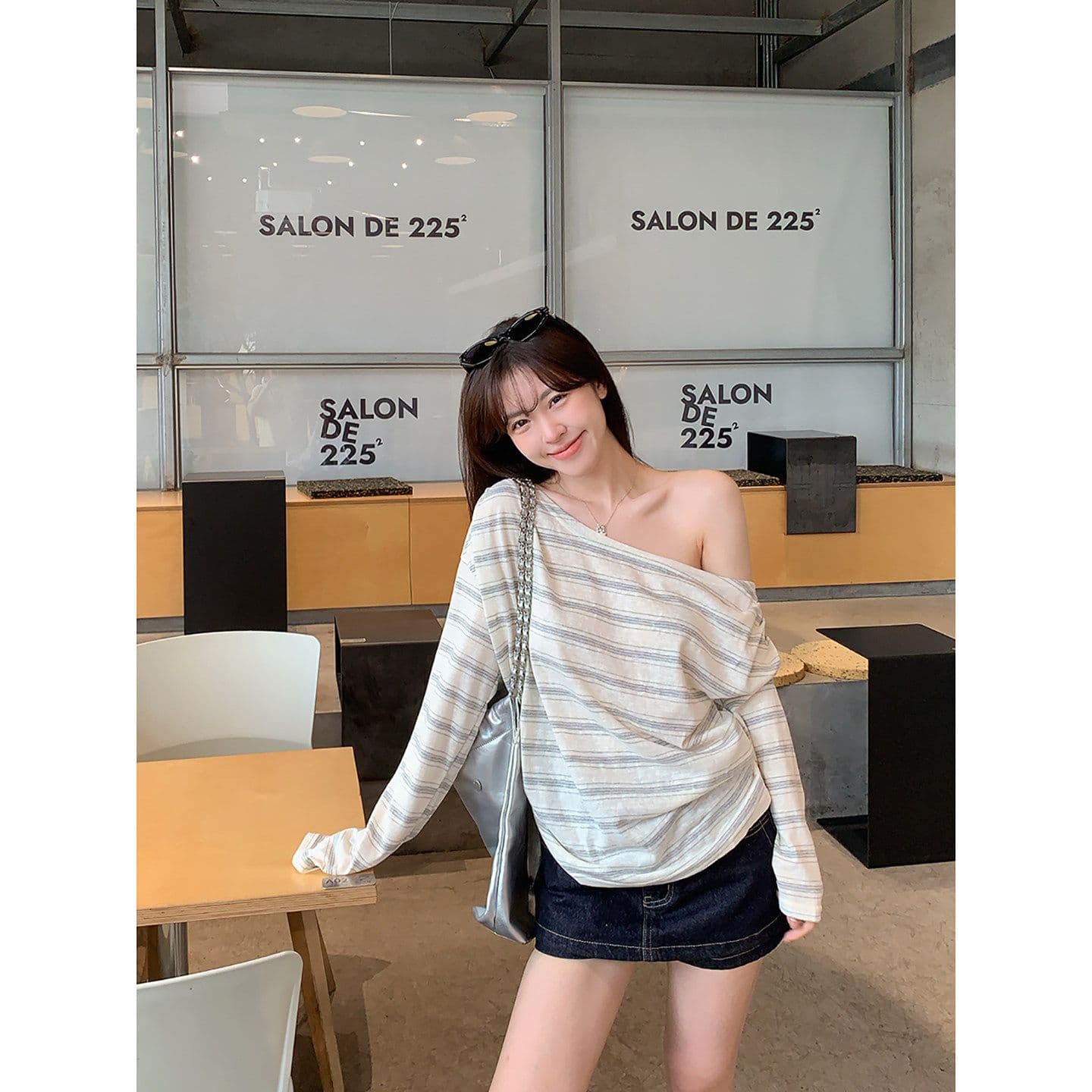 한 부서 스트라이프 비스듬한 어깨 자외선 차단 티셔츠 여성 의류 여름 느긋한 바람이 아닙니다. 명중 섹션 블라우스 맨위 이미지 2