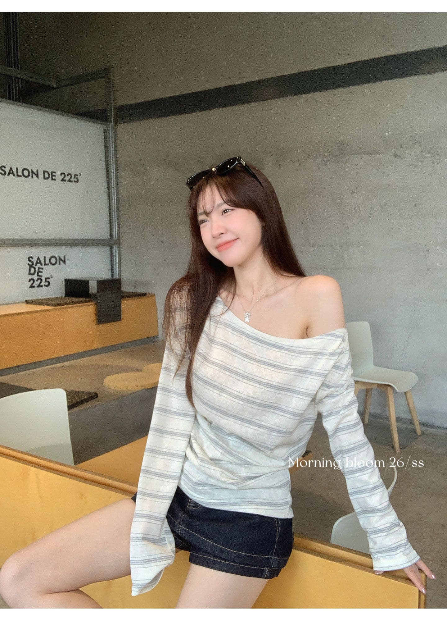 한 부서 스트라이프 비스듬한 어깨 자외선 차단 티셔츠 여성 의류 여름 느긋한 바람이 아닙니다. 명중 섹션 블라우스 맨위 상세 이미지 6