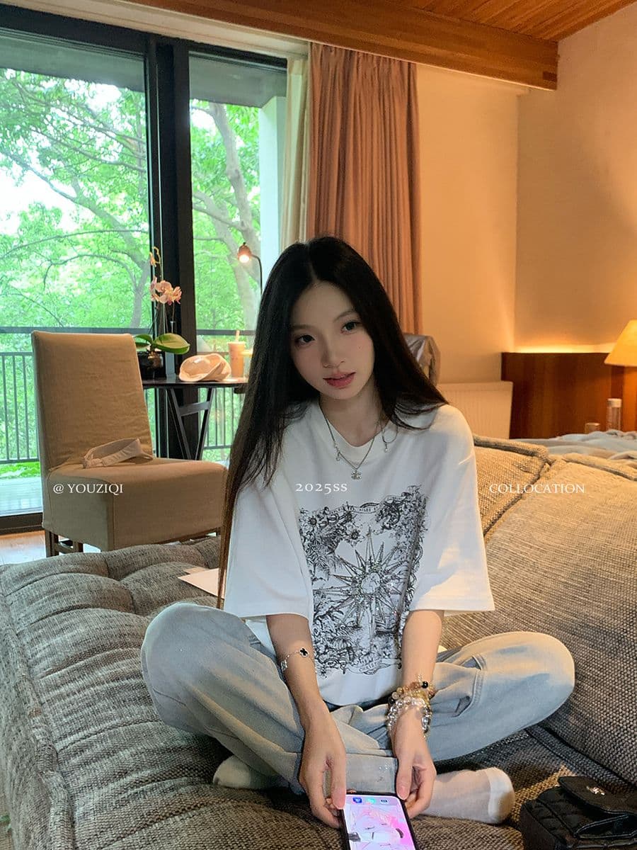원본 원단 핫픽스 화이트 핫픽스 반팔 티셔츠 여성 디자인 센스 레트로 라운드 넥 프린트 루즈핏 맨위 이미지 3