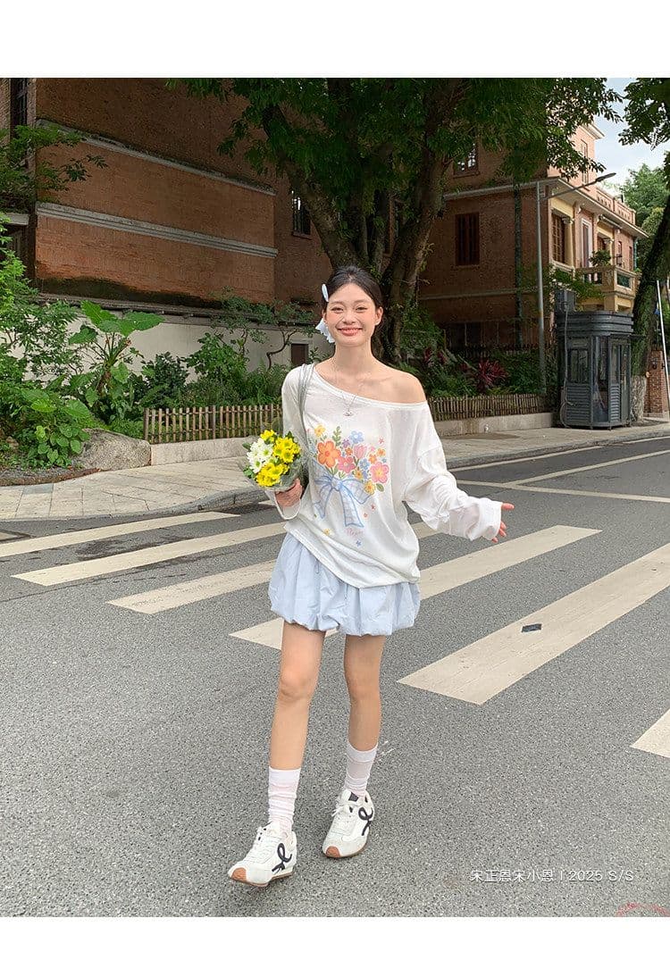 라이 경기 서울 눈꽃 화이트 비스듬한 어깨 자외선 차단 긴팔 티셔츠 여성 여름 루즈핏 꽃 프린트 디자인 블라우스 맨위 상세 이미지 9