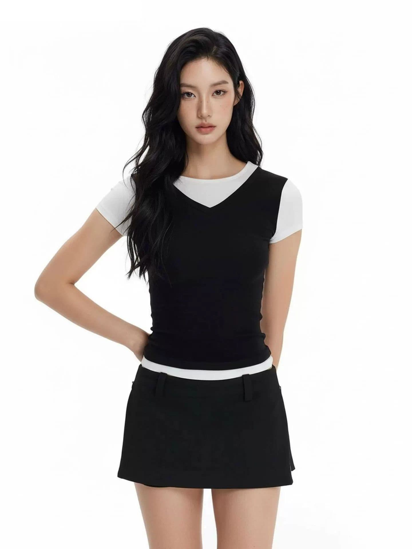 모달 면 느긋한 바람 페이크 레이어드 배색 라운드 넥 새로운 티셔츠 몸매 가꾸기 반팔 맨위 여성 의류 상세 이미지 3