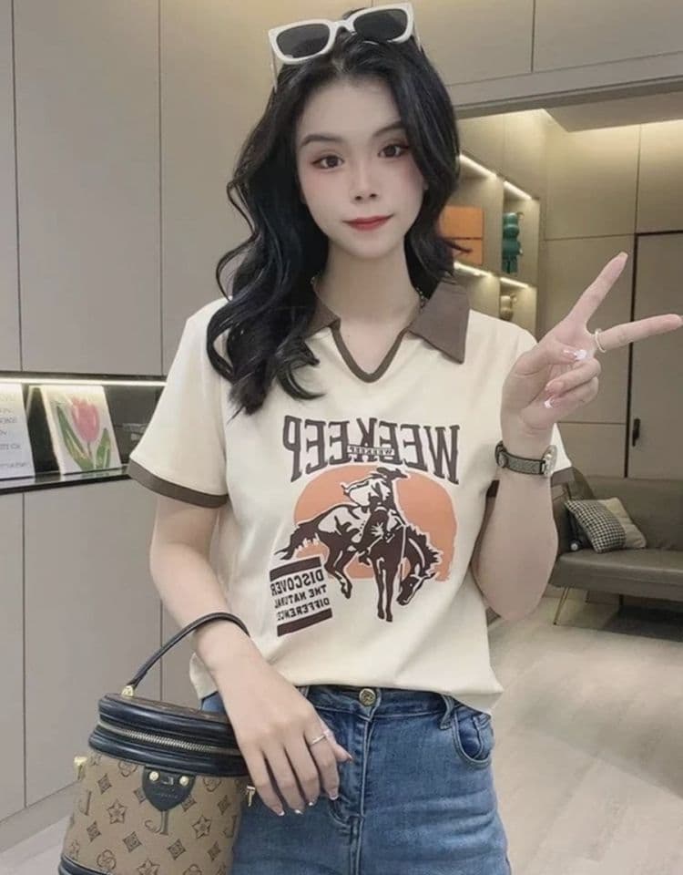 유럽 상품 POLO 셔츠 반팔 여성 여름 디자인 센스 작은 대중 패치워크 배색 슬림해 보이는 티셔츠 맨위 상세 이미지 5