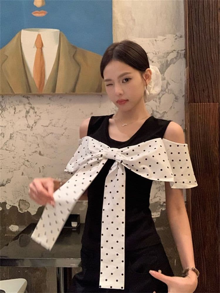 1 1 와 사고 방식 검정색 도트 무늬 페이크 레이어드 반팔 티셔츠 여성 여름 한 부서 몸매 가꾸기 나비 매듭 디자인 오프숄더 맨위 상세 이미지 18