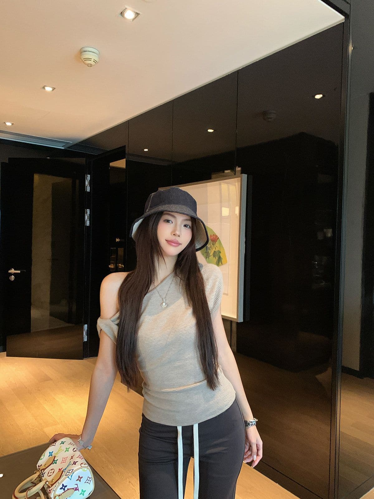 원본 원단 핫걸 비스듬한 어깨 반팔 티셔츠 여름 새로운 몸매 가꾸기 슬림해 보이는 오프숄더 맨위 여성 의류 상세 이미지 13