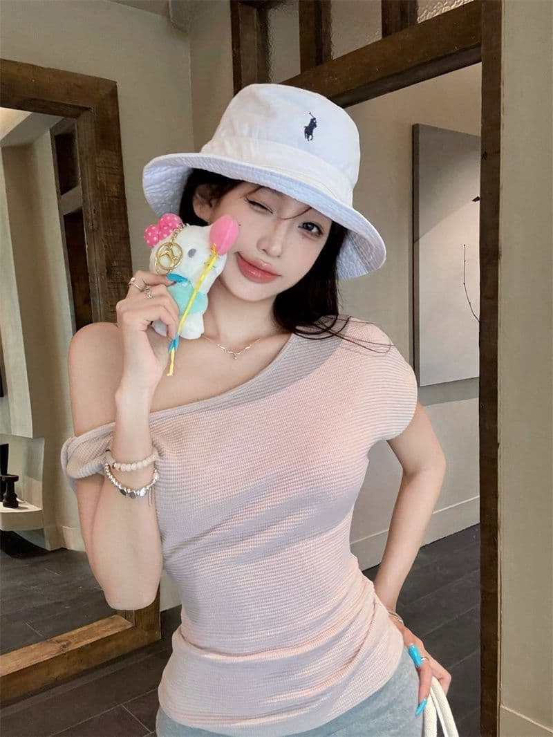 원본 원단 핫걸 비스듬한 어깨 반팔 티셔츠 여름 새로운 몸매 가꾸기 슬림해 보이는 오프숄더 맨위 여성 의류 상세 이미지 26
