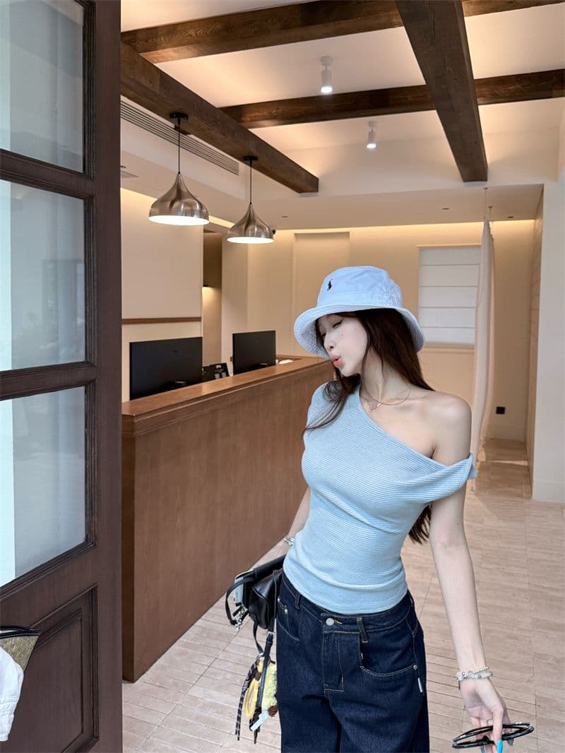 원본 원단 핫걸 비스듬한 어깨 반팔 티셔츠 여름 새로운 몸매 가꾸기 슬림해 보이는 오프숄더 맨위 여성 의류 상세 이미지 36