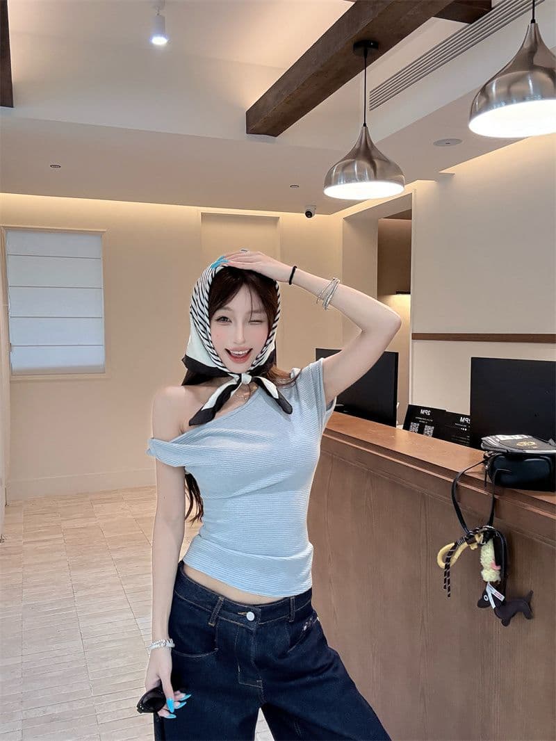원본 원단 핫걸 비스듬한 어깨 반팔 티셔츠 여름 새로운 몸매 가꾸기 슬림해 보이는 오프숄더 맨위 여성 의류 상세 이미지 42