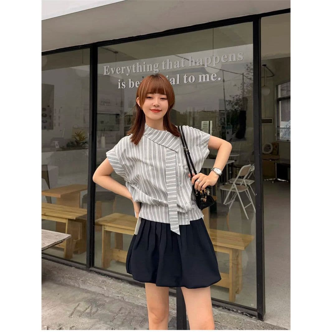 원본 레이스 자카드 원단 배색 체크무늬 폴로 칼라 불규칙 여성 셔츠 여름 품격 리본 맨위