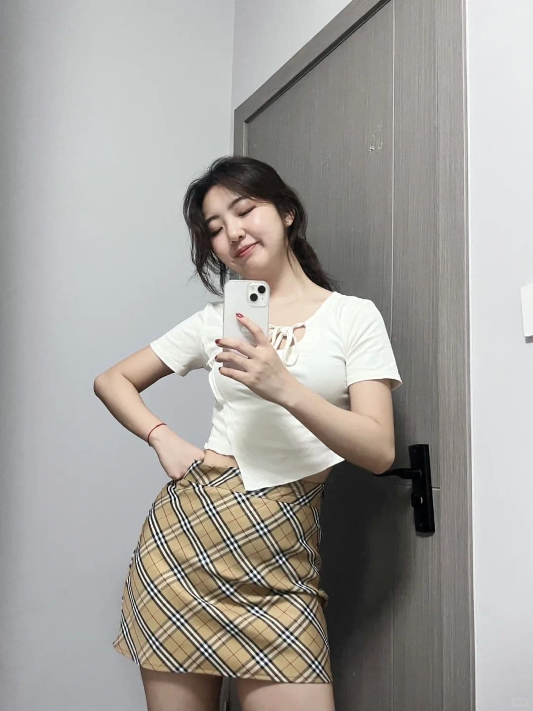 원본 품질 불규칙 스트랩 긍정적 인 어깨 반팔 티셔츠 여성 여름 맨위 상세 이미지 5