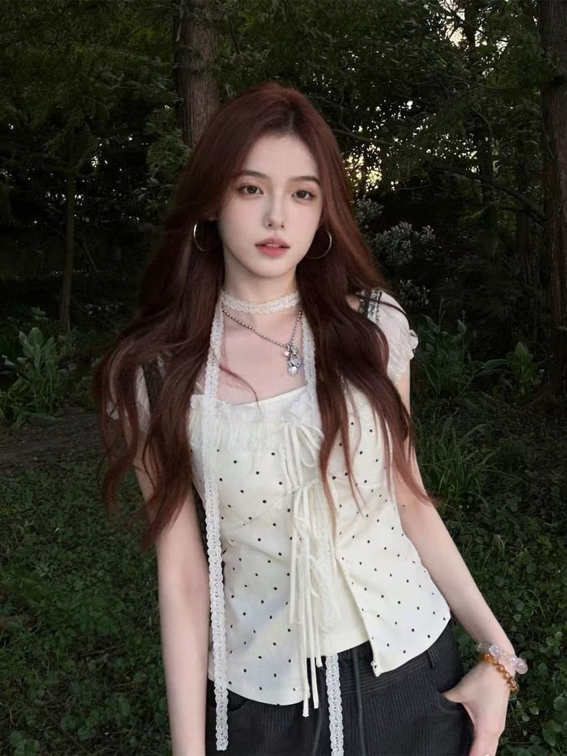 2026 여름 새로운 한 부서 도트 무늬 프린트 거품 소매 여성 패치워크 페이크 레이어드 슬림해 보이는 스트랩 그레이트 봐. 의류 이미지 2