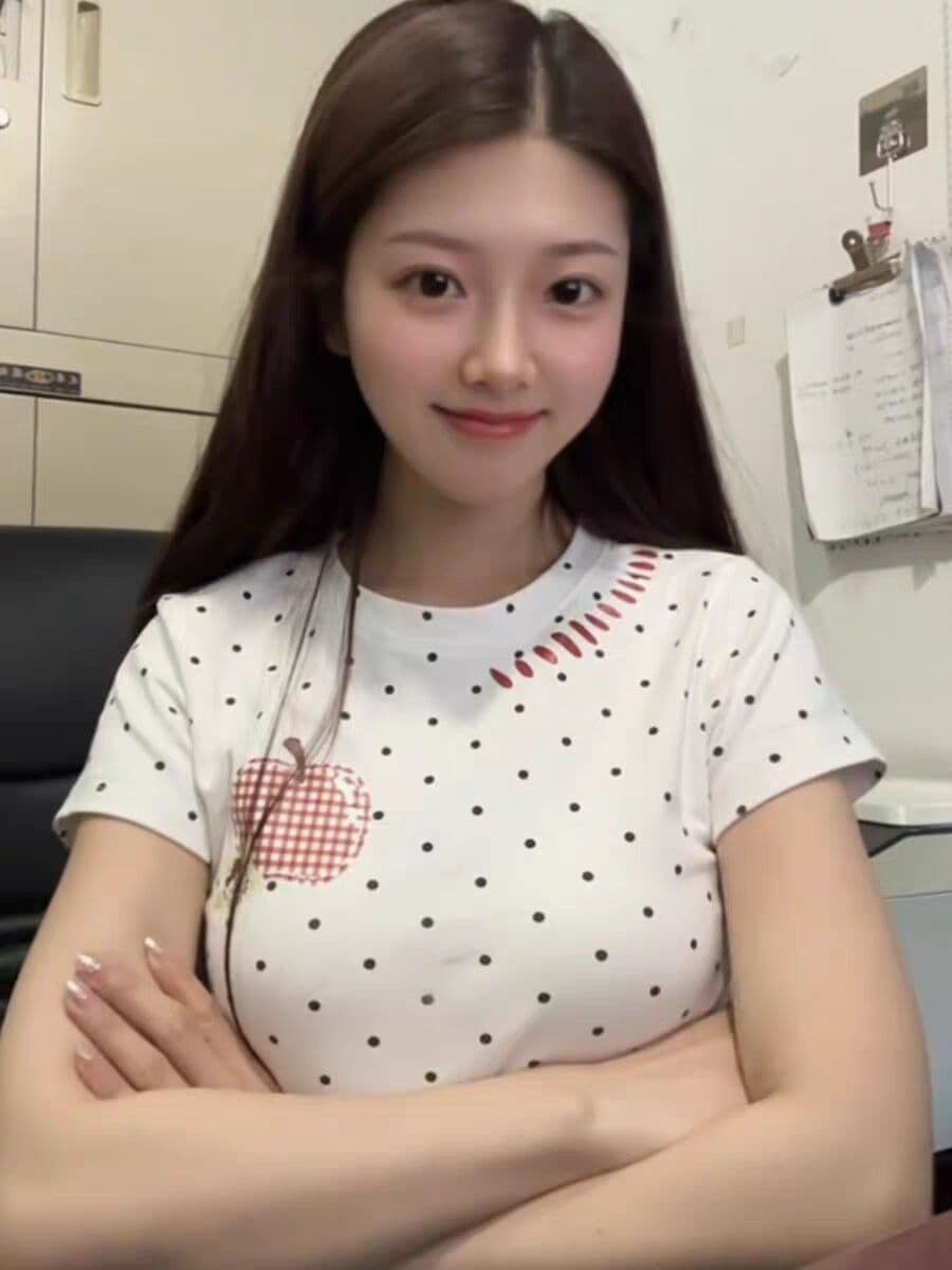 40 면 1 1 오스트리아 세대 서울 220 그램 아메리칸 레트로 화이트 도트 무늬 애플 프린트 반팔 여성 상세 이미지 3