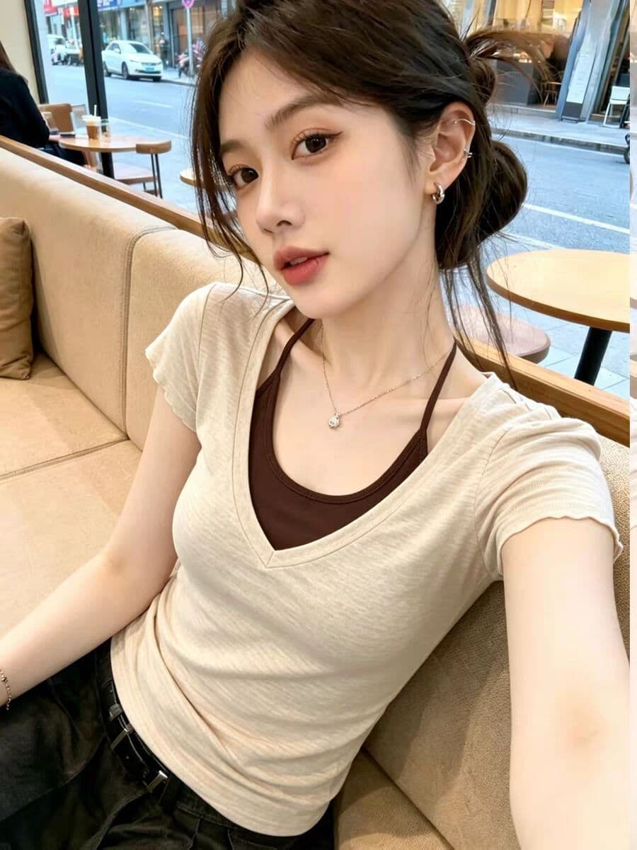 광저우 원단 눈꽃 면 삽입 색상 사람들 면 260 그램 한 부서 착용 가져 가라. 페이크 레이어드 V넥 반팔 여성 상세 이미지 3
