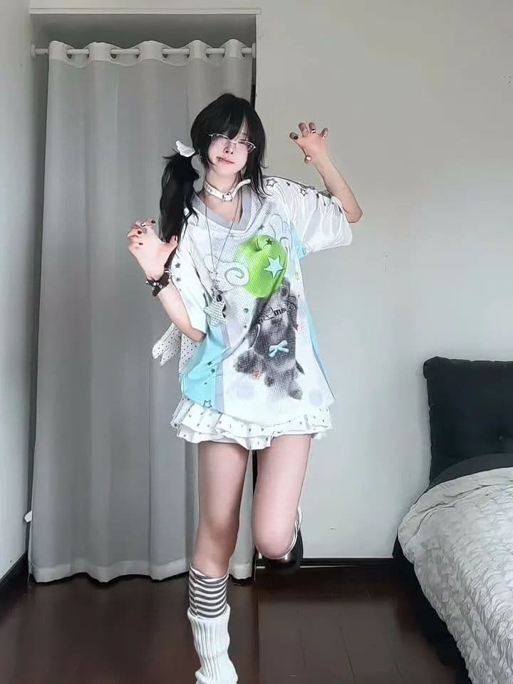 광저우 원단 리브 네클라인 이후 테두리 직분사 프린트 배색 패치워크 색상 반팔 티셔츠 남녀 정가 이미지 3