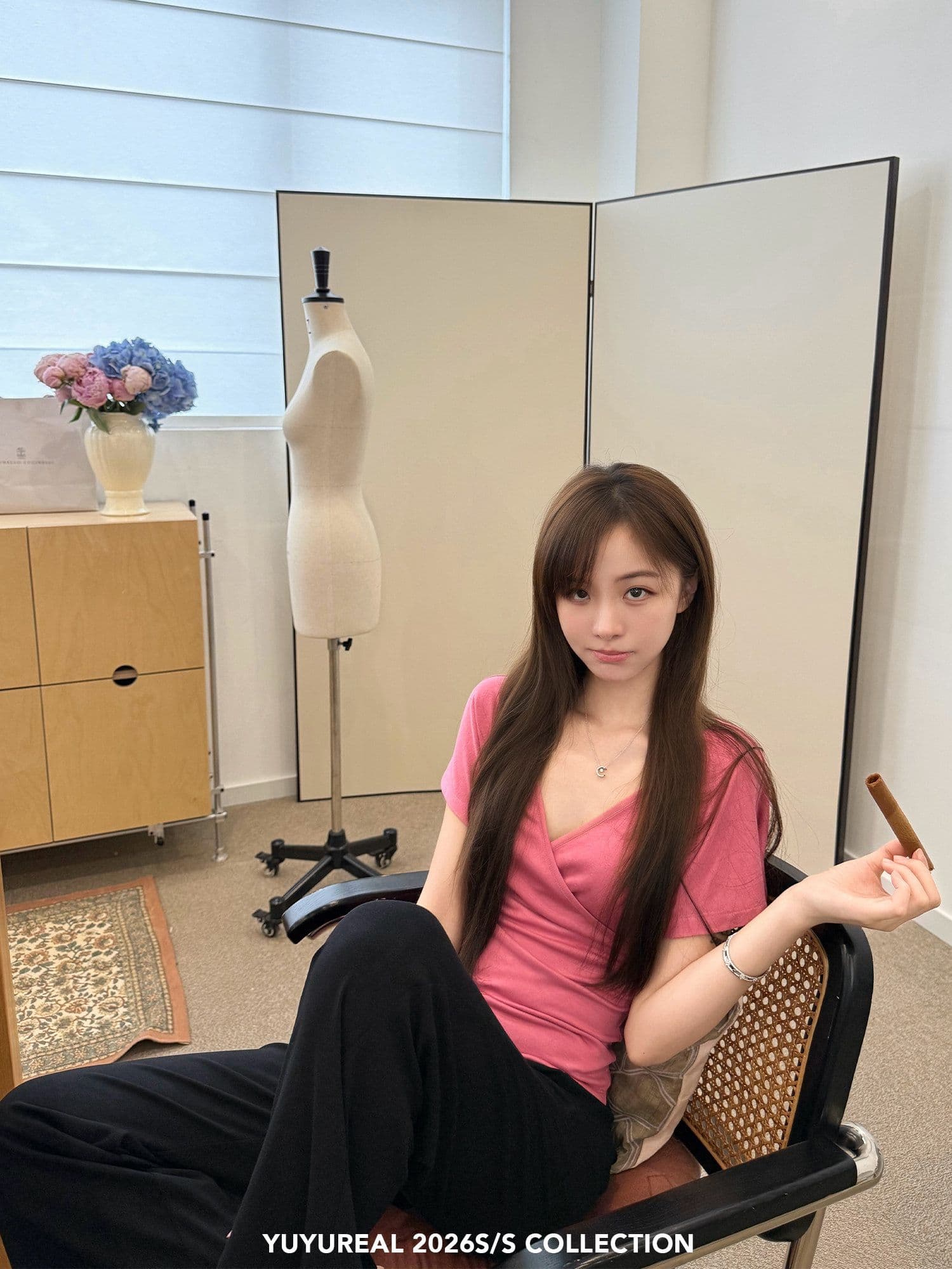 260 그램 사람들 면 작은 예쁜 허리 십자가 V넥 작은 날다 소매 디자인 티셔츠 여성 여름 새로운 몸매 가꾸기 슬림해 보이는 반팔 맨위 이미지 2
