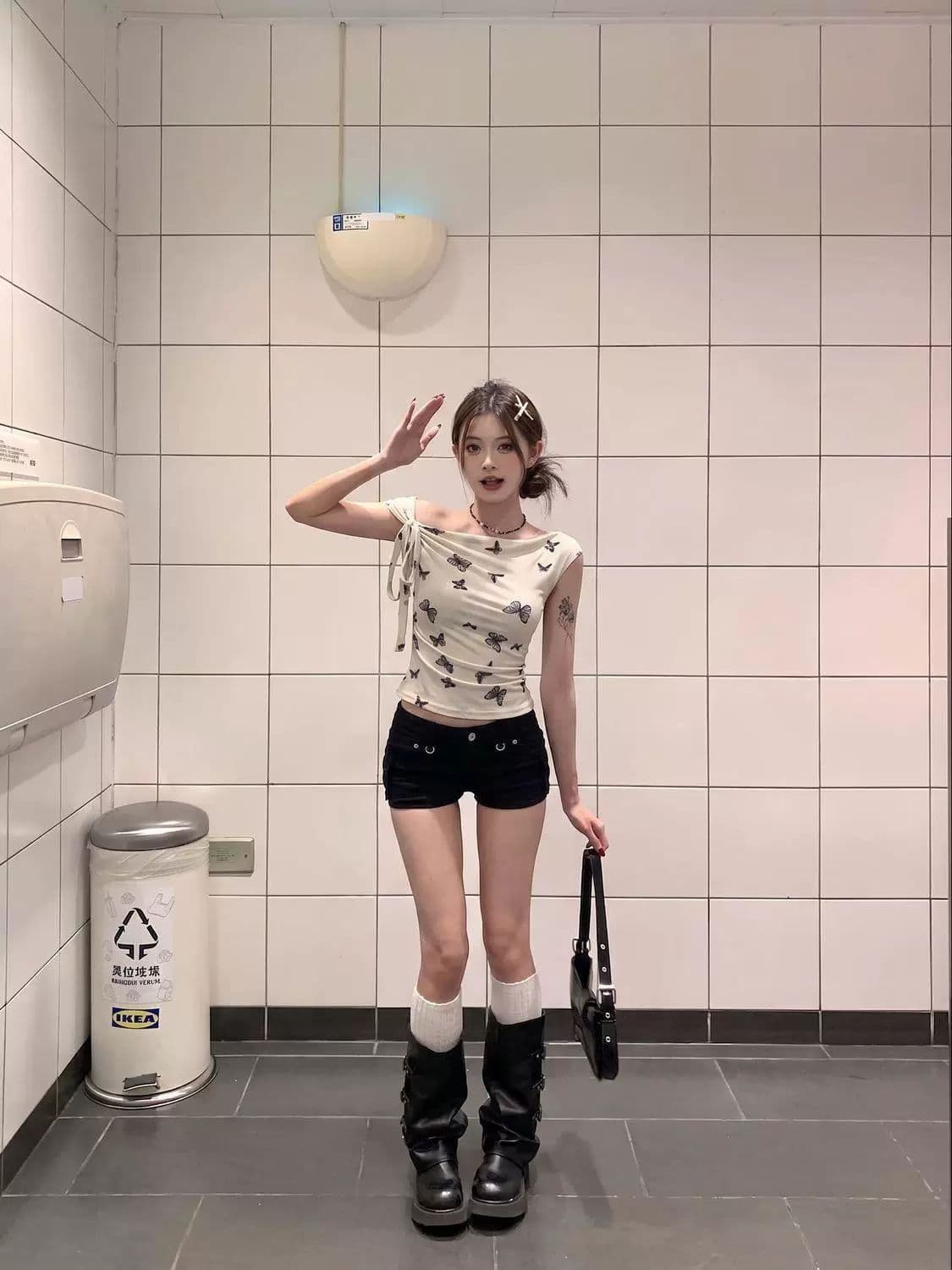 순수한 욕망 달콤한 핫걸 섹시함 오프숄더 행침 목 작은 맨위 여성 여름 Chic 아름다운 나비 오프숄더 반팔 티셔츠 상세 이미지 4