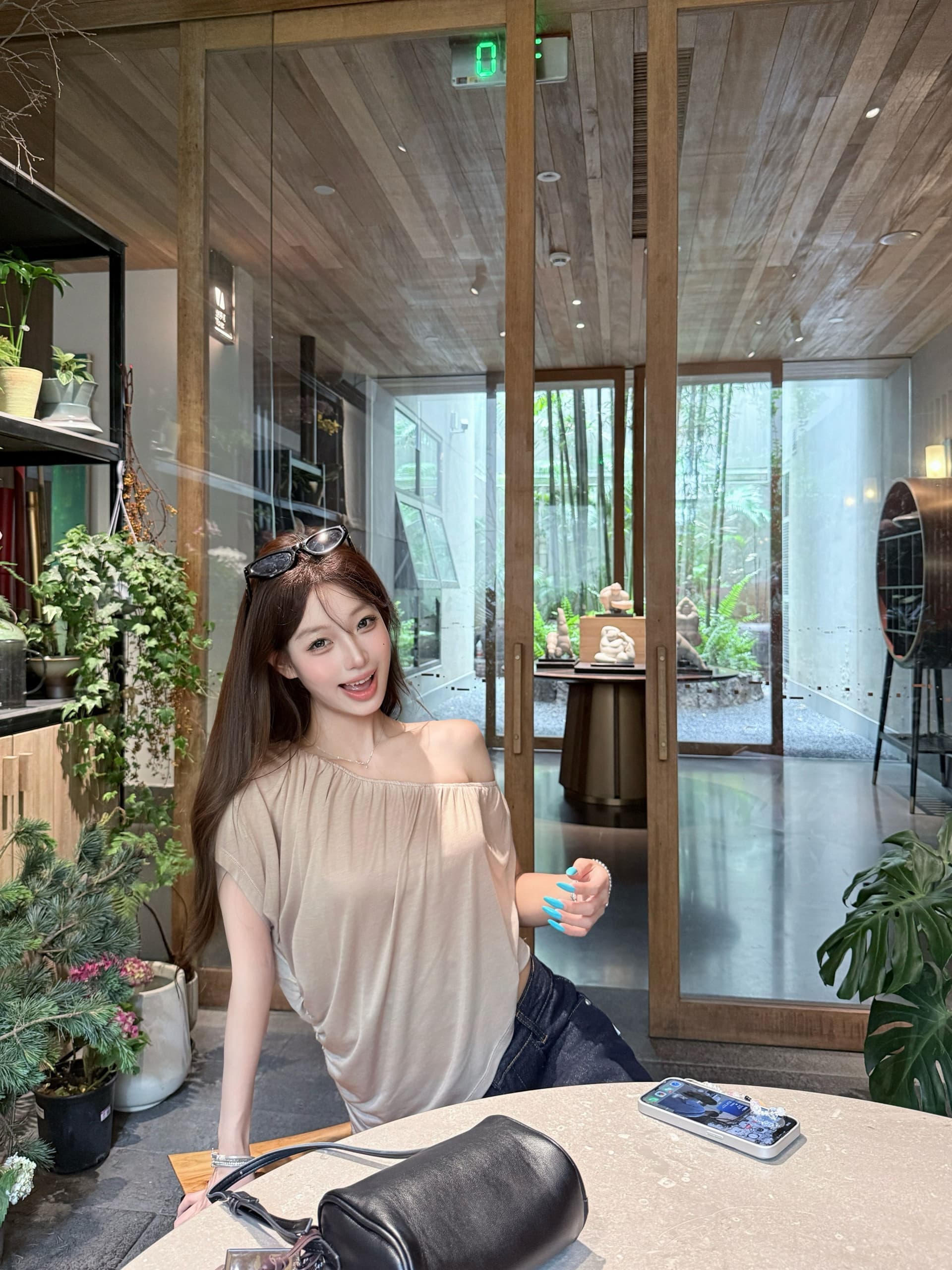 주간 실크 초박형 리브 핫걸 비스듬한 어깨 주름 티셔츠 여성 여름 허리 수축 슬림해 보이는 쇼트 스타일 맨위 오프숄더 반팔 상세 이미지 11