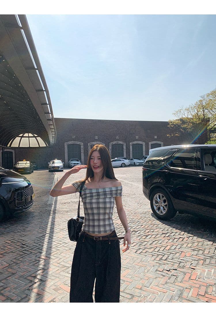 원본 것 레트로 체크무늬 체크무늬 오프숄더 민소매 티셔츠 쇼트 스타일 몸매 가꾸기 슬림해 보이는 검정색 맨위 상세 이미지 21