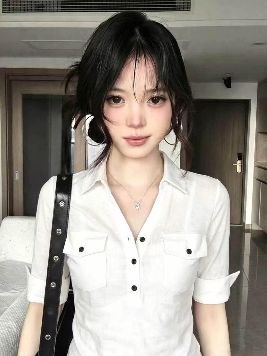 눈꽃 면 핫걸 반팔 캐주얼 화이트 폴로 칼라 중간 소매 티셔츠 여성 디자인 센스 몸매 가꾸기 슬림해 보이는 출퇴근 맨위 이미지 3