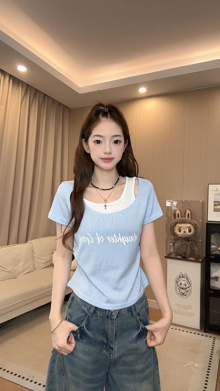 달콤한 매운맛 바람 페이크 레이어드 라운드 넥 알파벳 반팔 티셔츠 몸매 가꾸기 슬림해 보이는 다용도 여성 상세 이미지 19