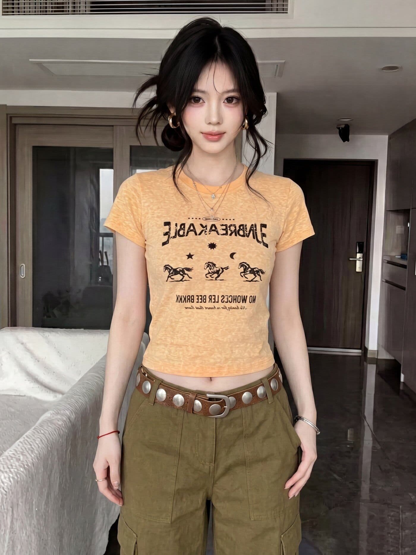 눈꽃 아마 아메리칸 복잡한 캐주얼 바람 고대 프린트 라운드 넥 반팔 티셔츠 여성 여름 몸매 가꾸기 슬림해 보이는 캐주얼 맨위 상세 이미지 2