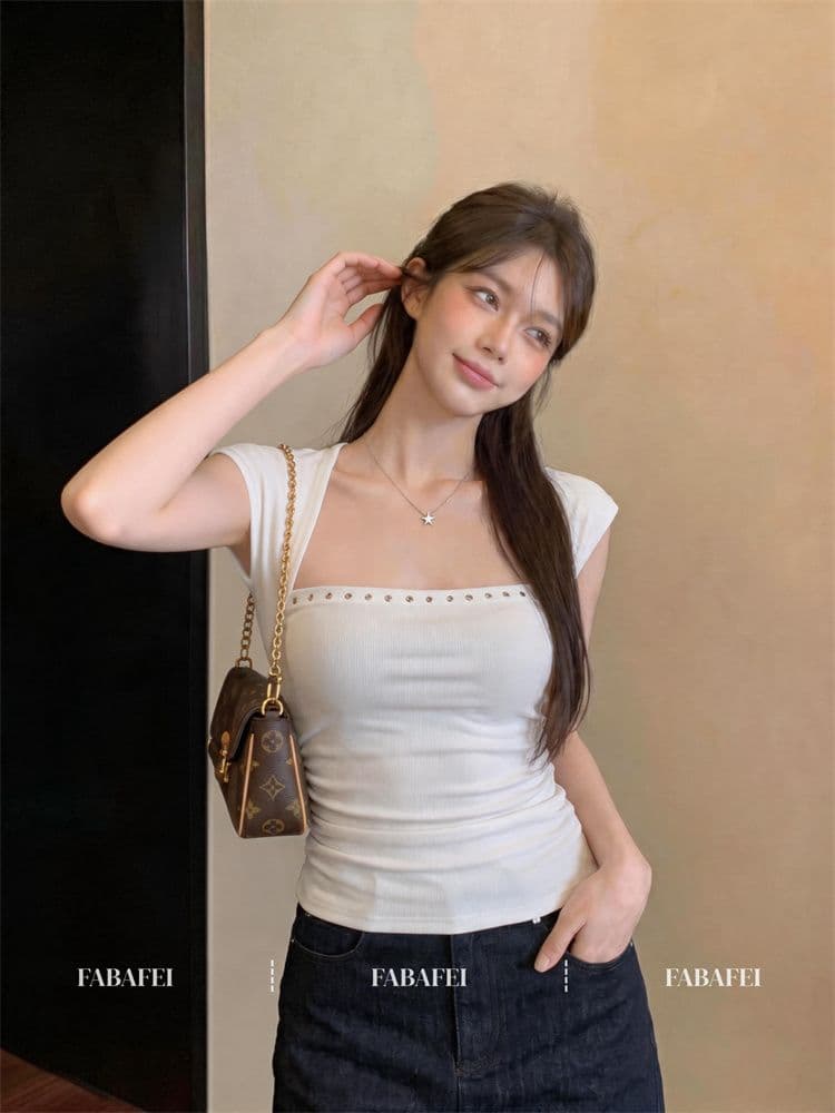 40 순면 핫걸 바람 광장 칼라 비즈 박기 측면 주름 캐미솔 여름 작은 대중 디자인 센스 다용도 맨위 여성 이미지 3